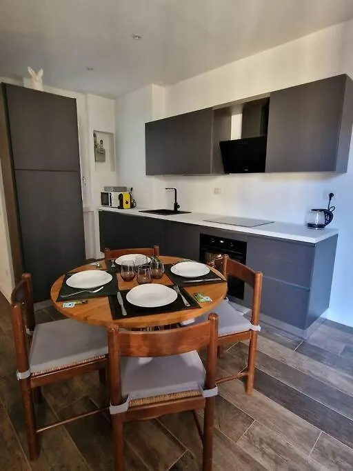 Apartament Casa Francesco Mediolan