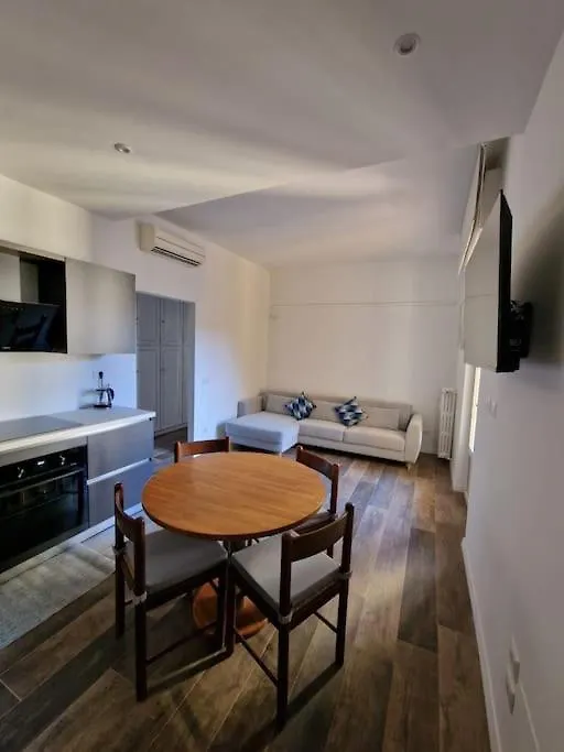 Apartament Casa Francesco Mediolan